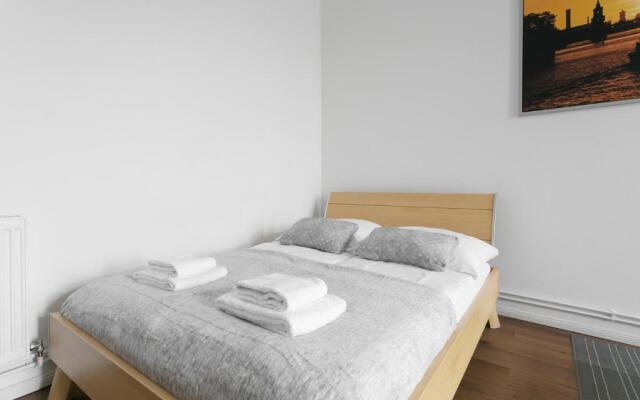 City Studio Apartment for 4, near Sonnenallee