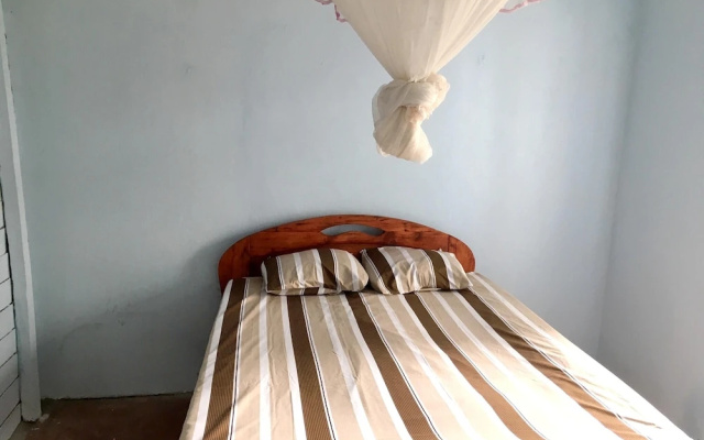 Apartment with 2 Bedrooms in Toamasina, with Terrace - 100 M From the Beach — фото 3