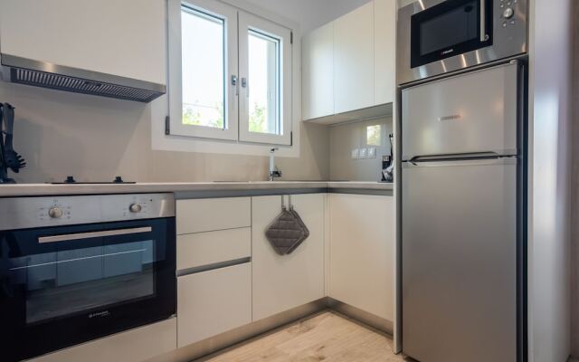 White Rock Milos Suites