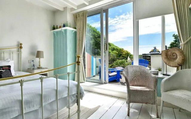 Lulworth Cove Inn