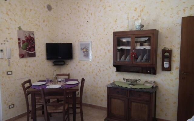 Apartment With one Bedroom in Viareggio, With Wonderful Mountain View