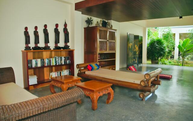 Chanapha Residence (SHA Extra Plus)