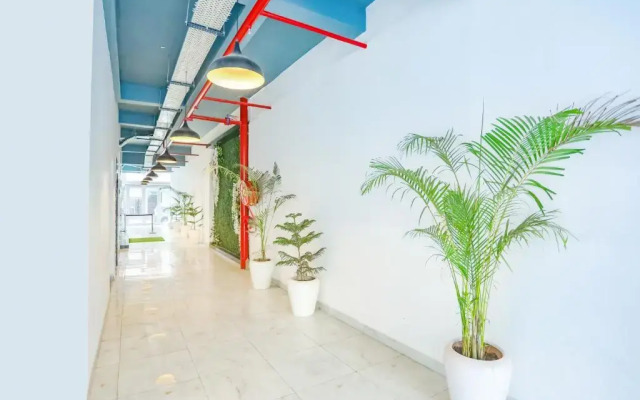 FabHotel Rasa Arcade