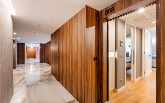 Renovato Deluxe Apartment