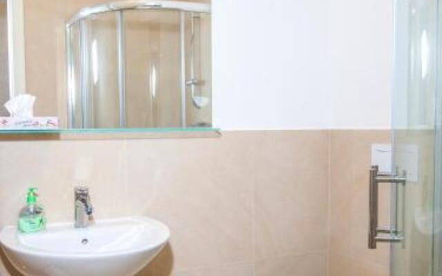 Beautiful Central Apartment Thámova