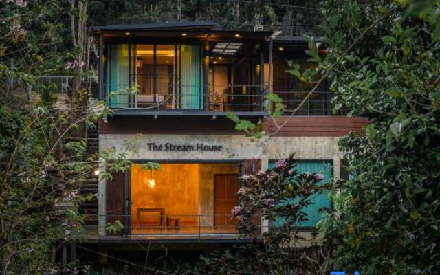 The Stream House at Mae Kampong