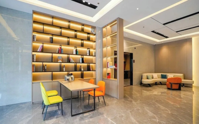 yi xuan hotel - bus station