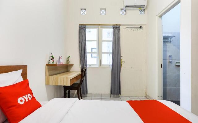 OYO 3985 Adenium Homestay