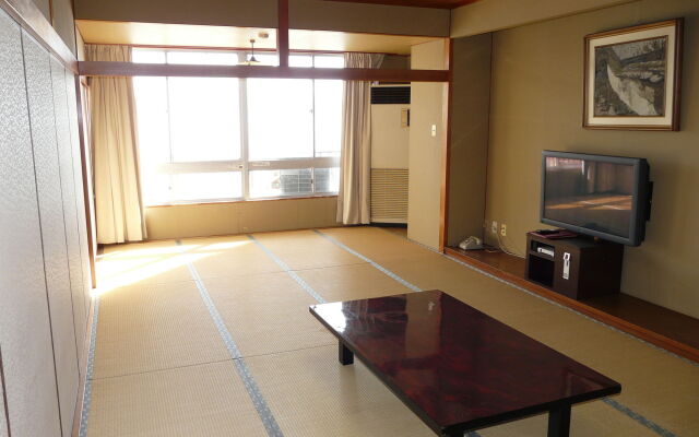 Hotel Shinwaka Lodge