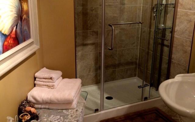 On the Sea B&B on Bowen Island