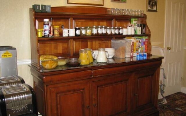 Meadowcroft Guest House