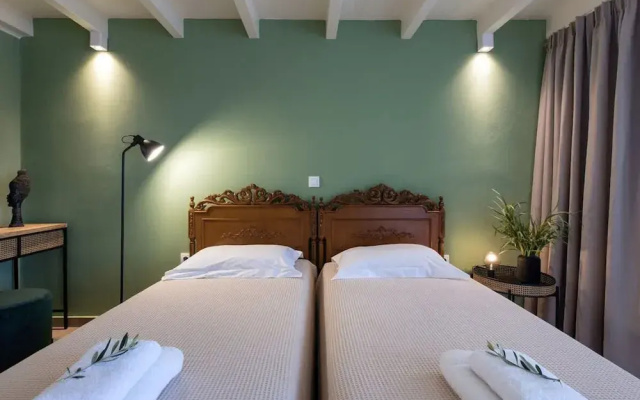 Iliopetra House 3 - Corfu Poolside Retreat