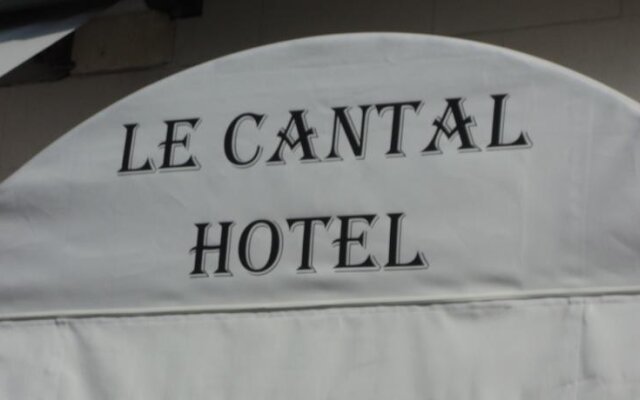Hotel Le Cantal