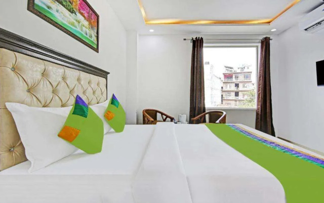 Treebo Royal Empire Adarsh Nagar, Chandigarh