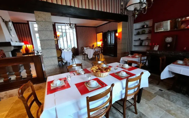 Hotel Le Manoir De La Barbacane