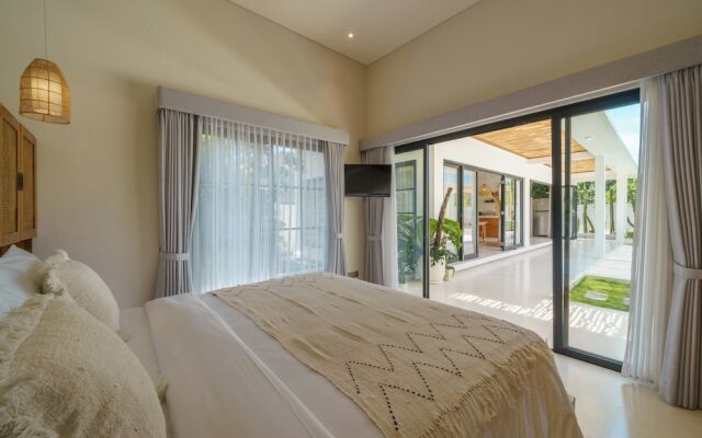 Villa Air - 2BR Villa in Pererenan