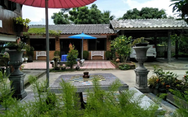 Oui Kaew Homestay
