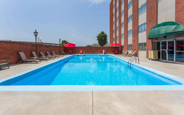 City Center Hotel Milwaukee