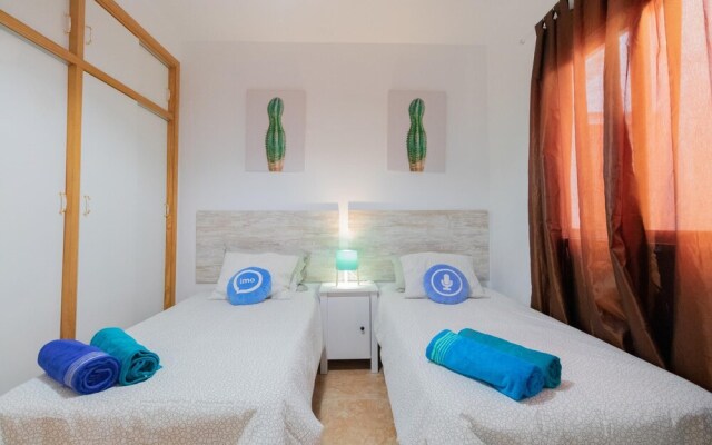 Tree Bedroom Apartament Near Santa Cruz