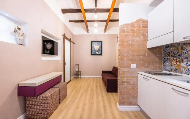Toledo Warm Renovated Studio
