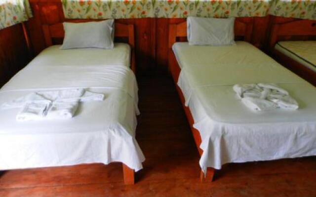 Amazon Eco Tours & Lodge