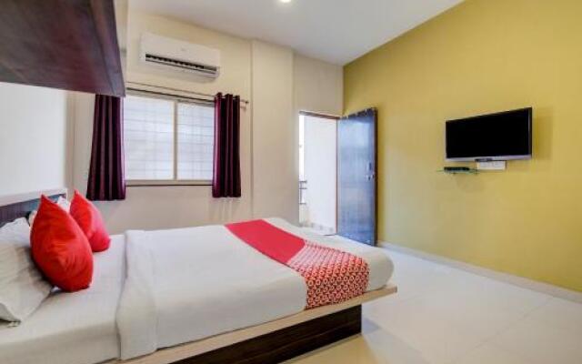 OYO 14747 Hotel Prathik