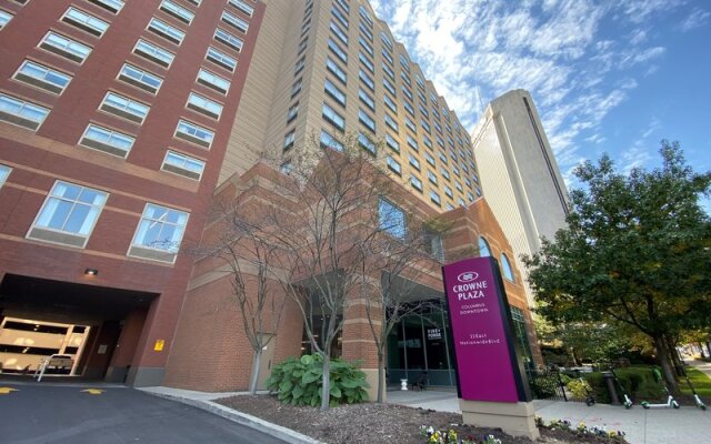 hotelImage