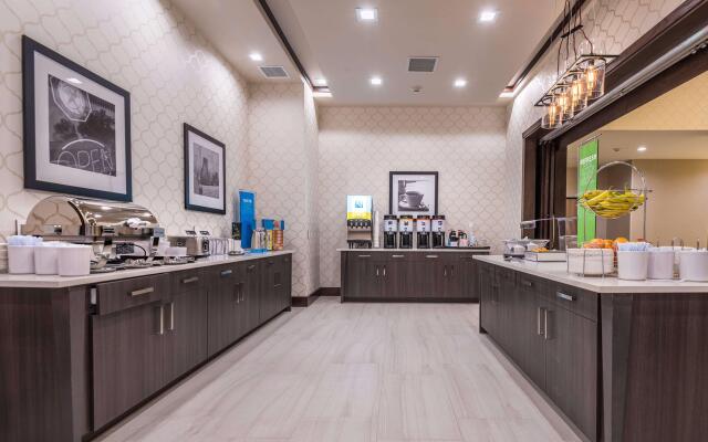 Hampton Inn & Suites Dallas-The Colony, TX