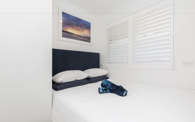 Quiet Spacious Apt with AIR CONDITIONING & Netflix