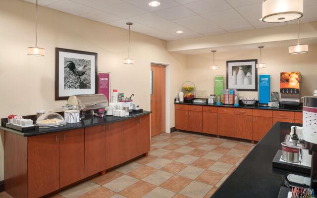 Hampton Inn Belle Vernon