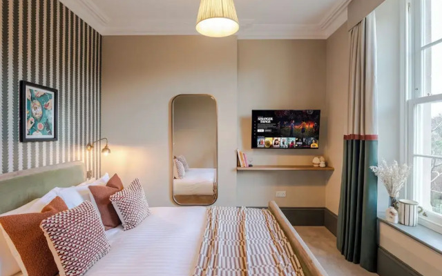 Your Apartment - Pembroke House