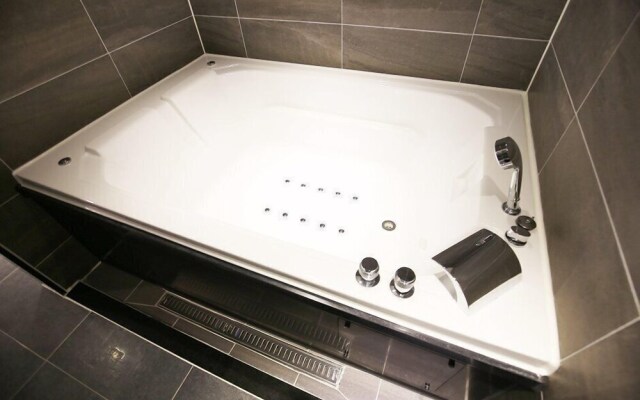 Hotel Class
