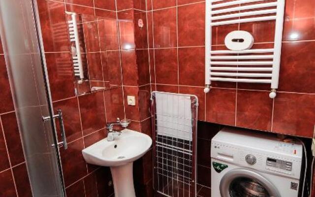 Elegant Modern Apartment