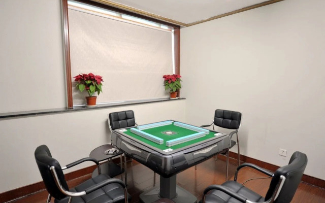 Aiqinhai Holiday Hotel