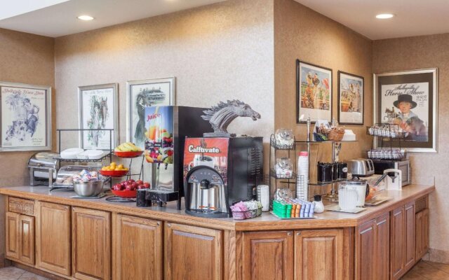 Comfort Inn & Suites