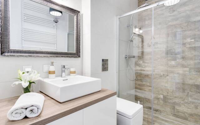 Elite Apartments Nave | balcony & free parking included | CENTER