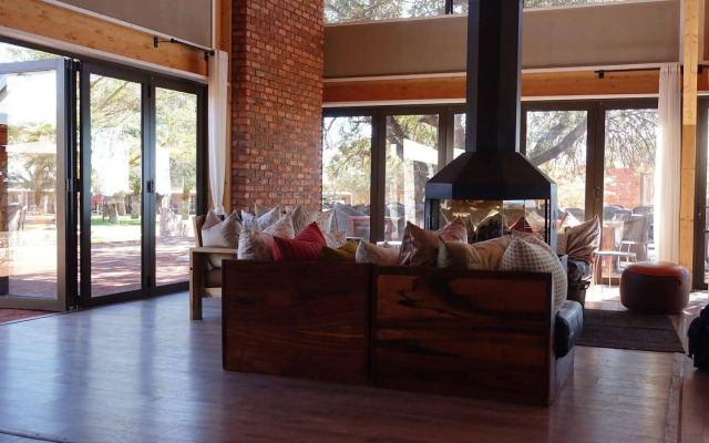 Kalahari Anib Lodge