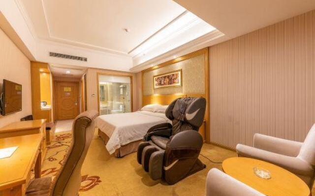 Vienna Hotel Yingcheng Hai Mountain Yingcheng