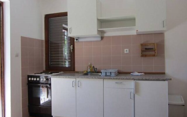 Apartments Sersic Baska