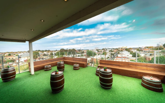 Summer House Backpackers Melbourne