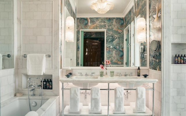 The Fifth Avenue Hotel