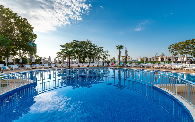 Hotel Zenith