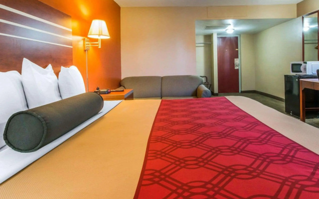 Econo Lodge Hermitage South