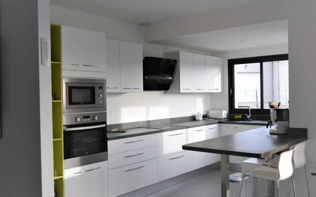 Maison Ruoms, 4 Pièces, 6 Personnes - Fr-1-382-96