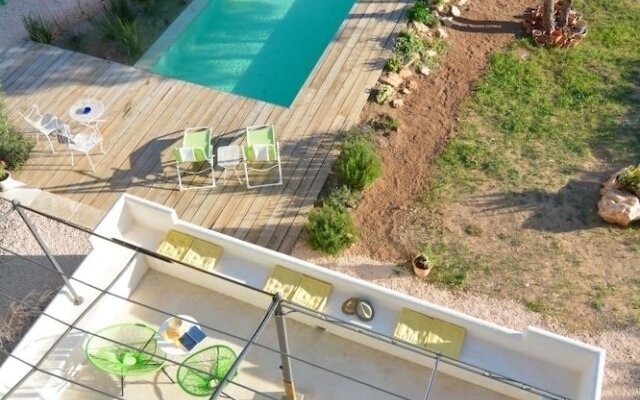 Unique Modern Villa with very pool