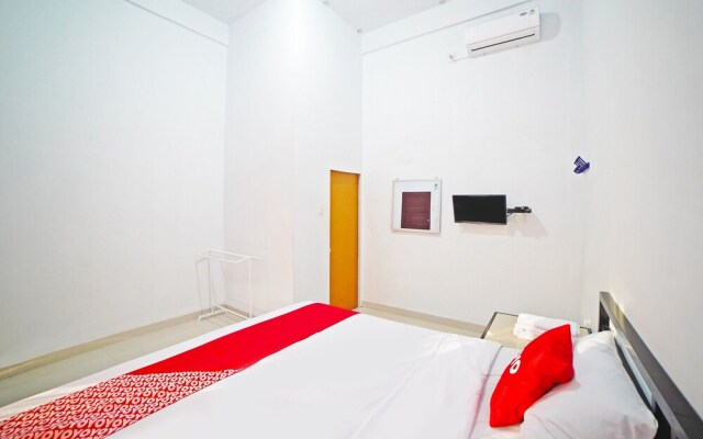 OYO 90618 Hanania House Syariah