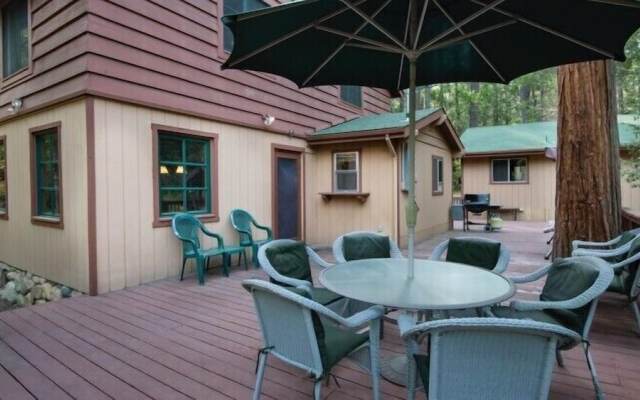 Scenic Wonders Bassett Cabin 5 Bedrooms