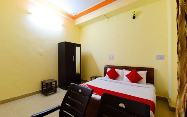 OYO 12826 Hotel Himgiri