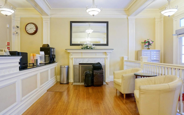 Grant Hotel
