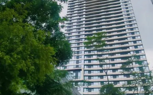 Aaronstone apartment hotel